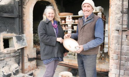 Bandicoot Pottery rebuilds after Black Summer bushfires